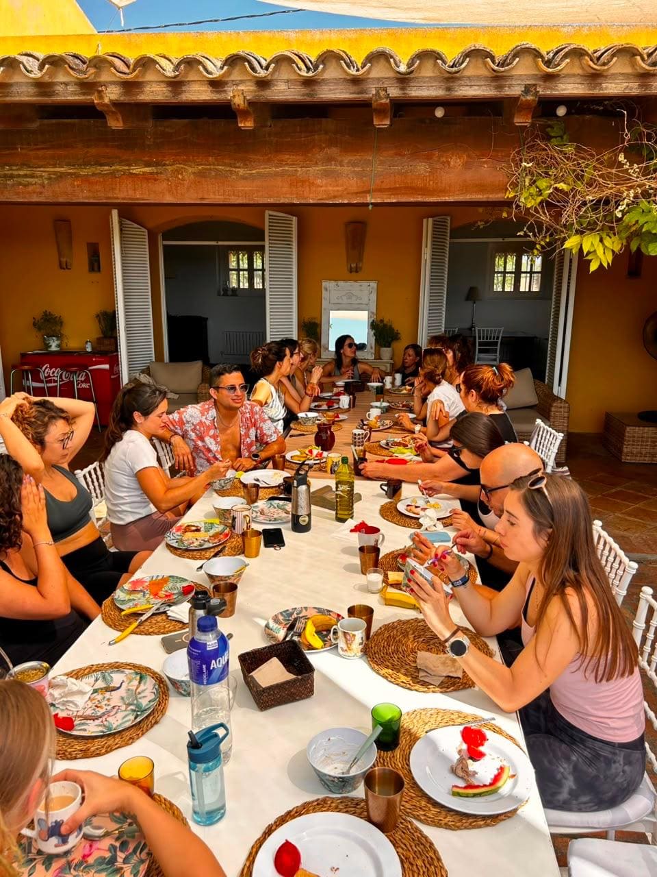 Desayuno compartido al aire libre